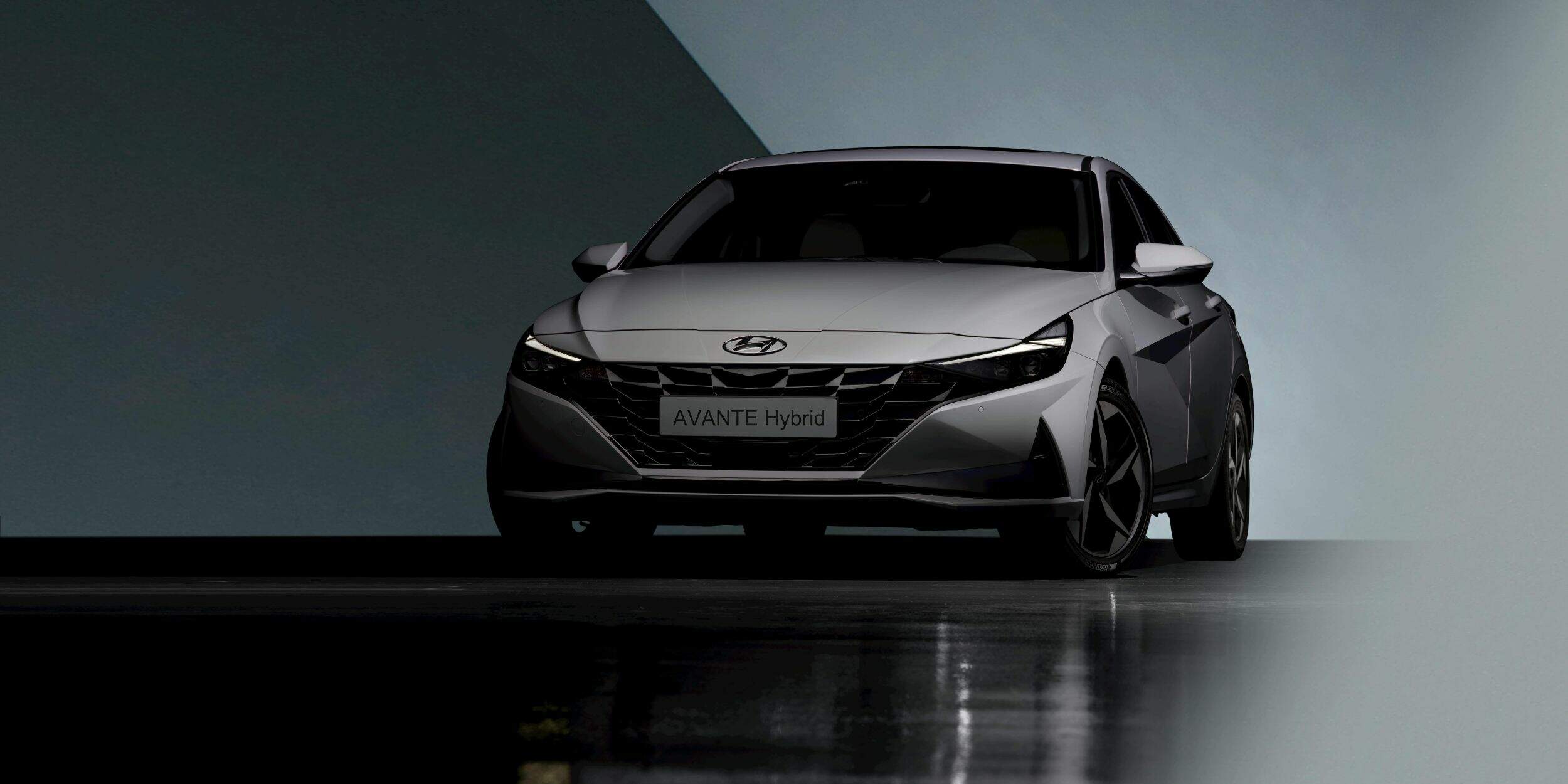 What is a Hybrid Car?