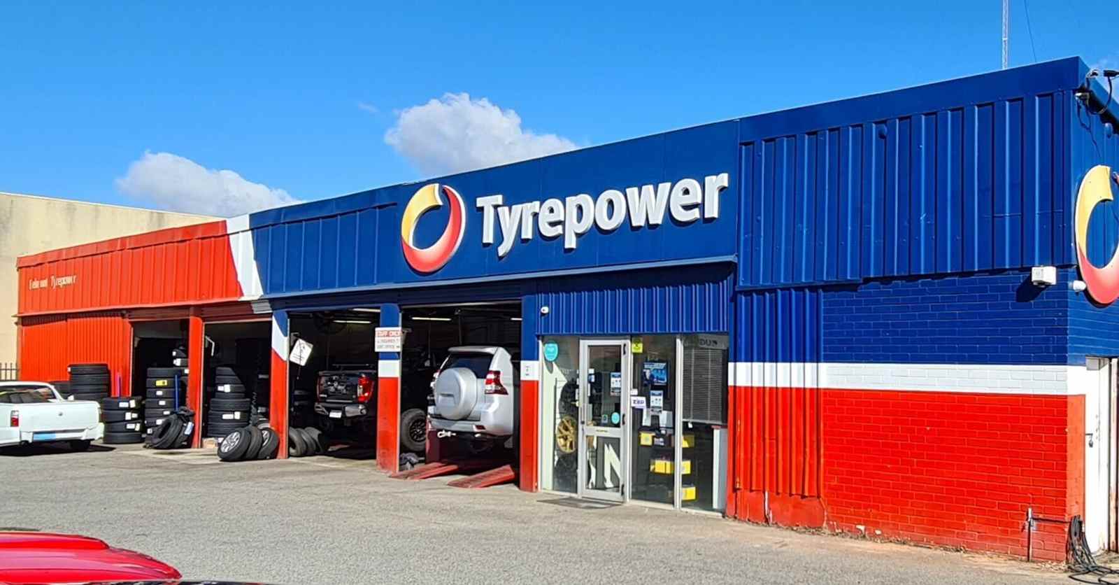 Exterior of Tyrepower store.