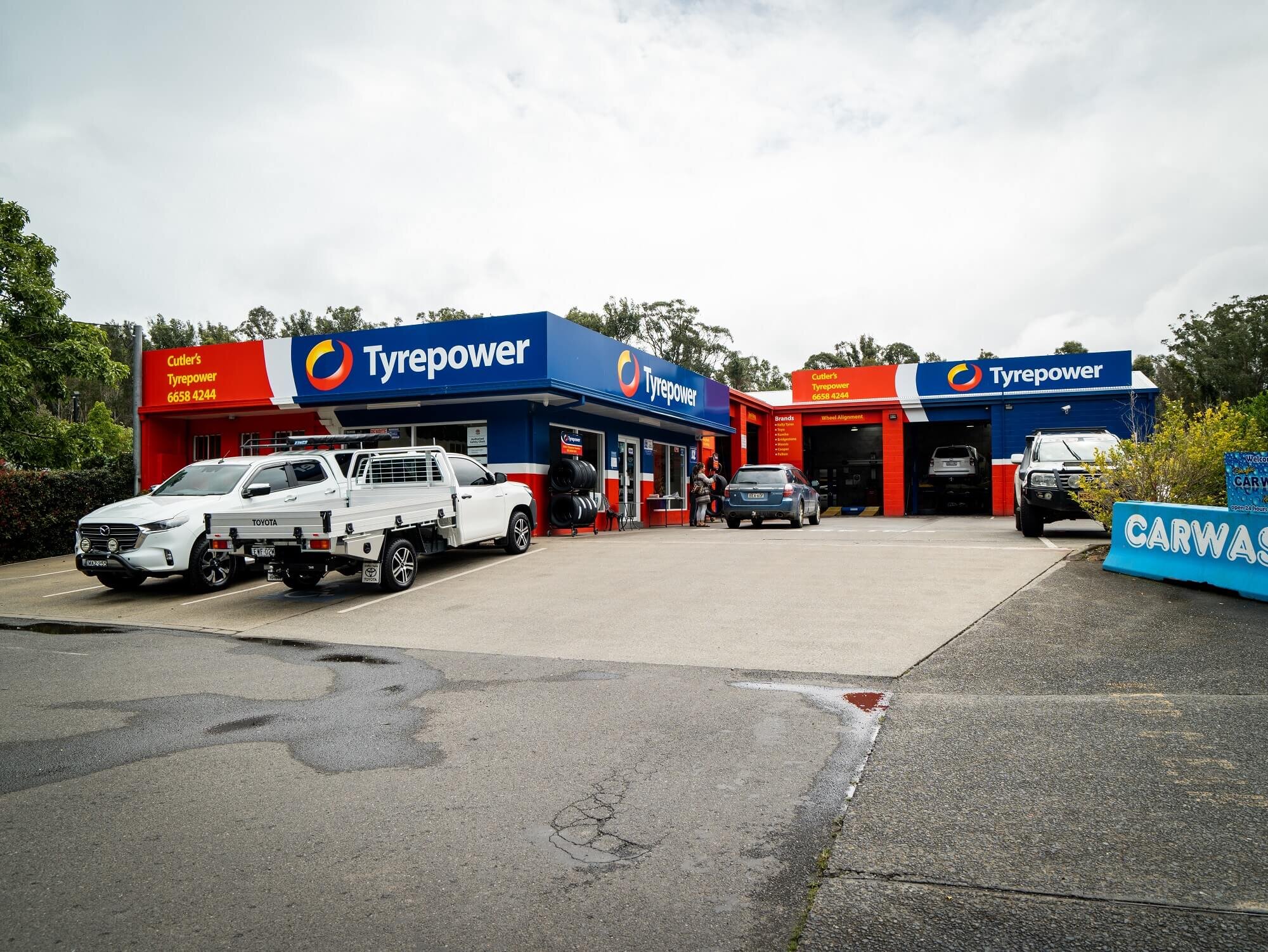 Exterior of Tyrepower store.