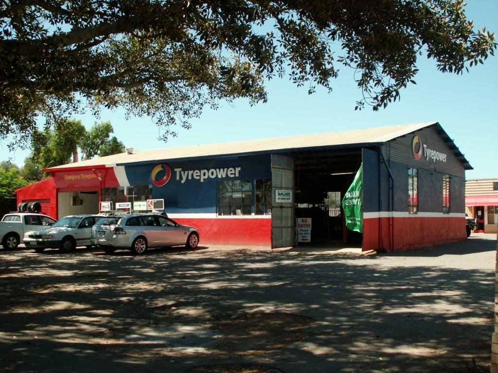 Exterior of Tyrepower store.