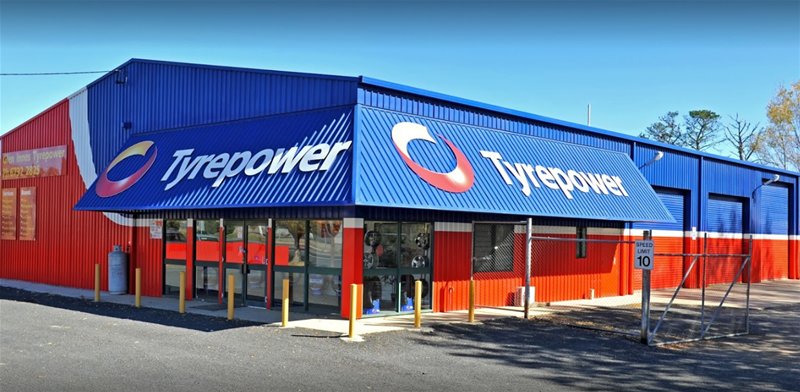 Exterior of Tyrepower store.