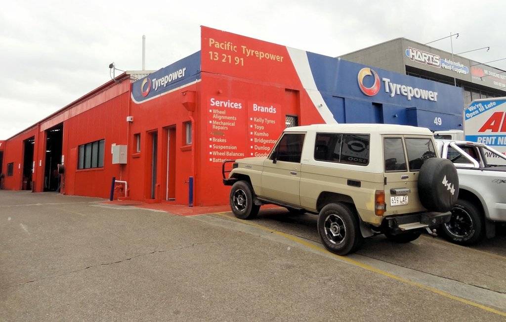 Exterior of Tyrepower store.